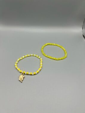 Yellow Beaded Stretch Bracelets with Gold Flower Charm - Handmade #B0045T